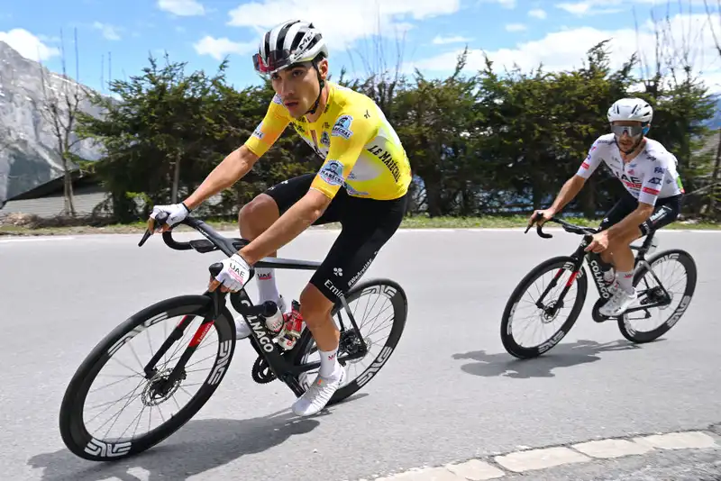 Juan Ayuso leads the UAE team Emirates at the Criterium du Dauphine on the road to the Tour de France