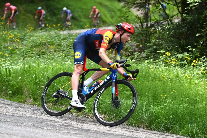 Critérium du Dauphiné: Tom Geoghegan Heart Stage 7 Non-Starter as Mask Crash Fallout continues