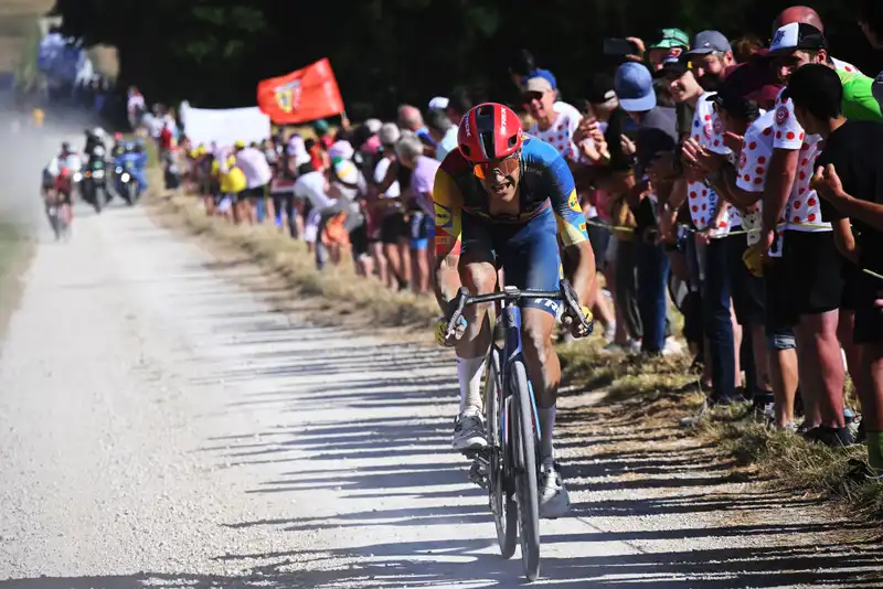 We tried everything" - Jasper Steiven fails to attack in the gravel stage of the Tour de France