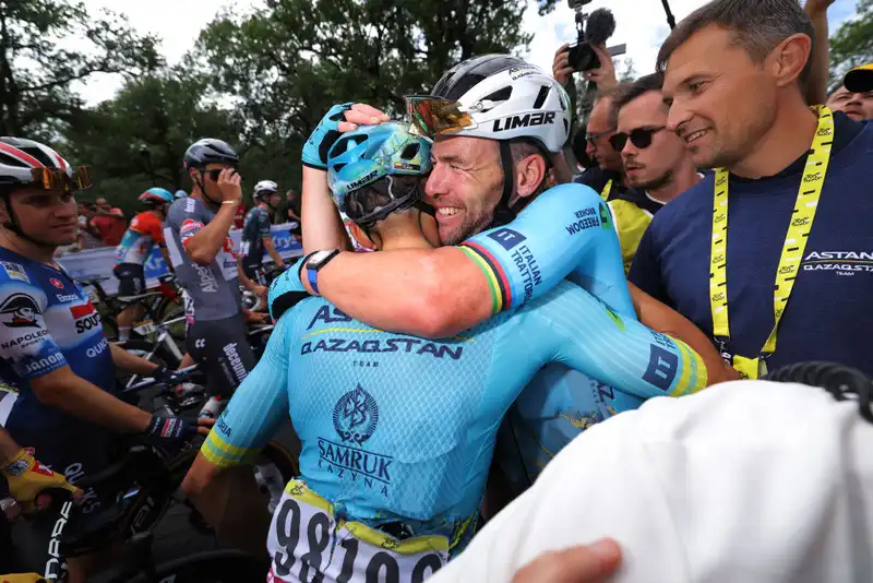 Mark Cavendish's coach honors his 35th Tour de France stage win.