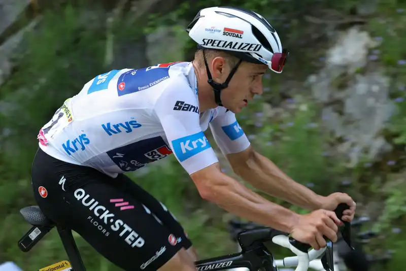 Lemco Evenpole Aims for Tour de France Podium in Pyrenees Stage 2 