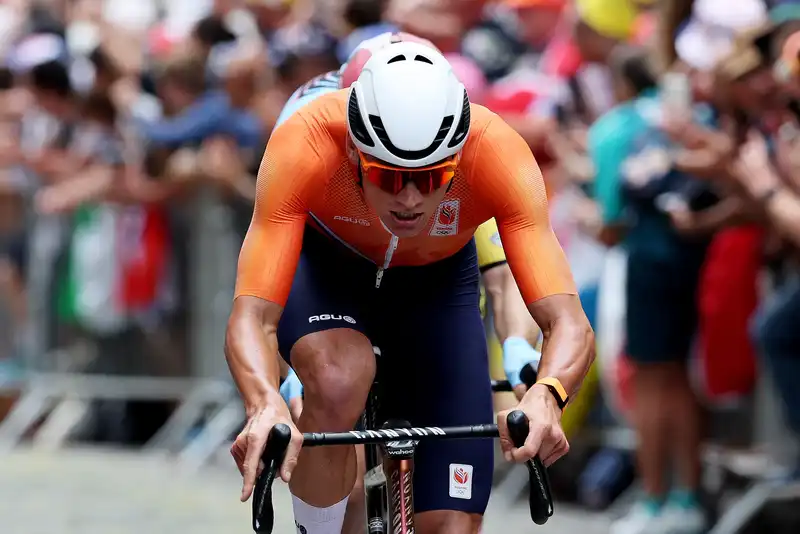 'When Remco disappeared, I knew it was a really dangerous moment' -- Mathieu van der Pol admits defeat in Olympic road race