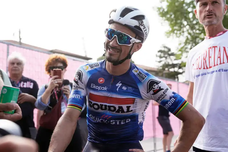 I don't think I'm the favorite" - Julian Alaphilippe brings back hope in the Paris Olympics road race