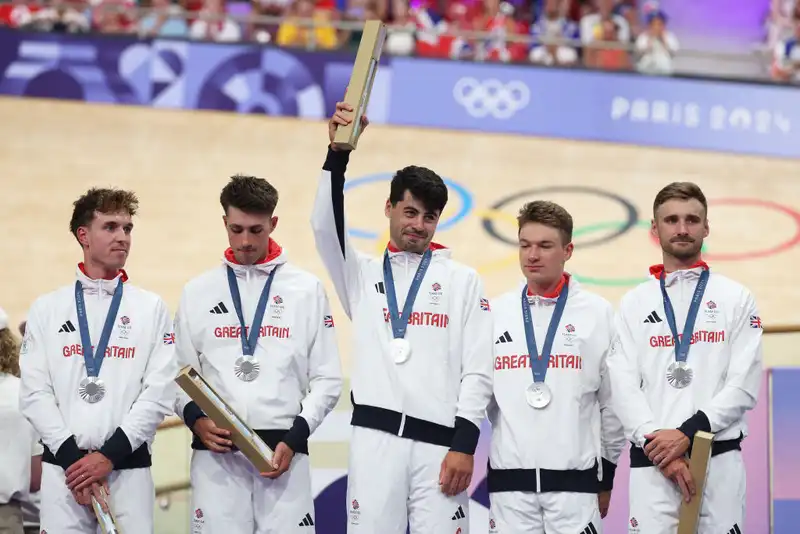 Great Britain's Ethan Hayter "found his limits" in the team pursuit at the Paris Olympics against Australia.