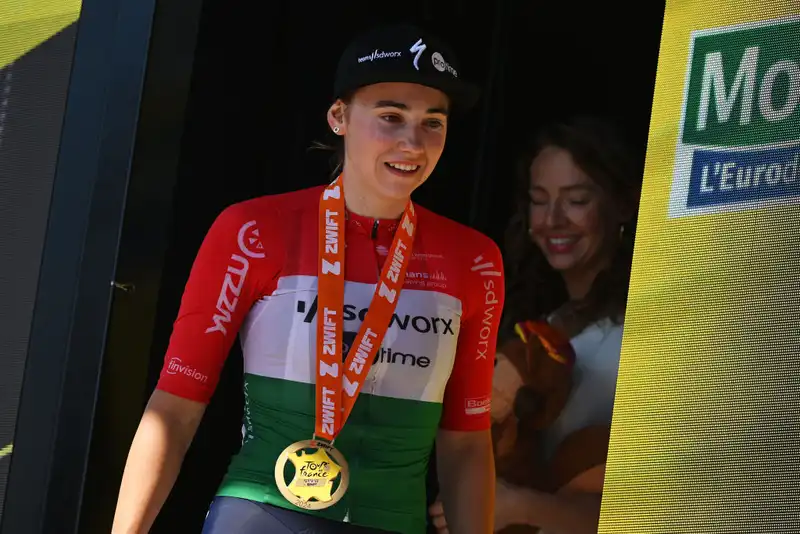 'I couldn't let Faulkner go' - Blanca Vas avoids Olympic deja vu at Tour de France Femmes