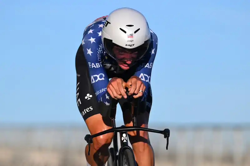 Brandon McNulty closes out the Vuelta a España with a time trial victory.