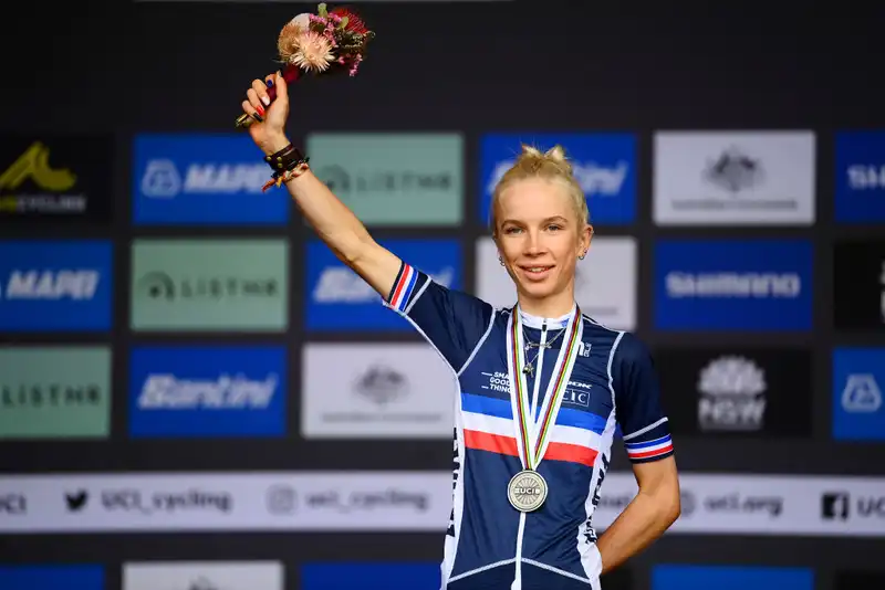 Eglantine Layer signs two-year contract with FDJ-SUEZ