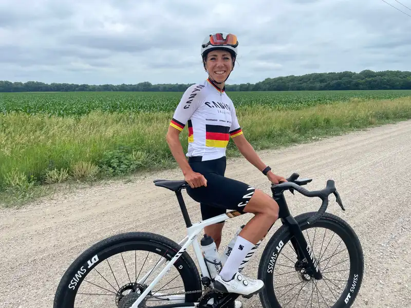 Carolyn Schiff defeated unbound champion Rosa Kraeser to become the German Gravel National Champion for the second time.