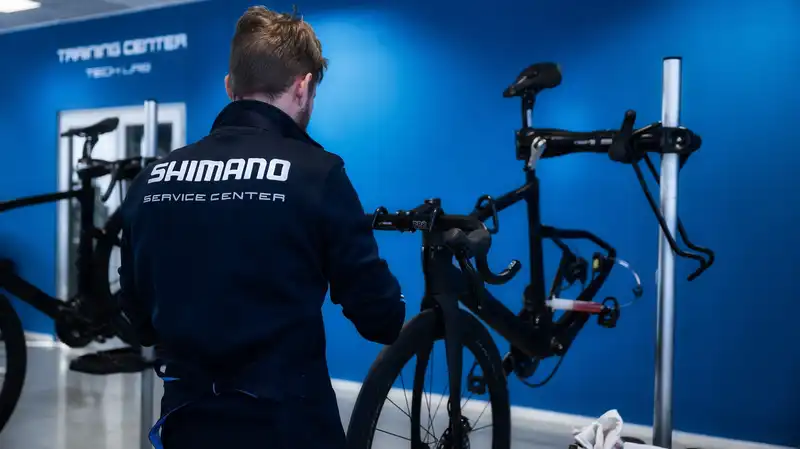 Calling All Bike Mechanics! Shimano Hosts 1st European Bicycle Mechanics Championship