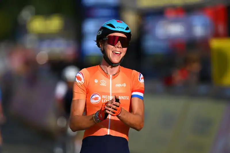 Talita de Jong Returns to World Tour with Two-Year Deal with Human Powered Health