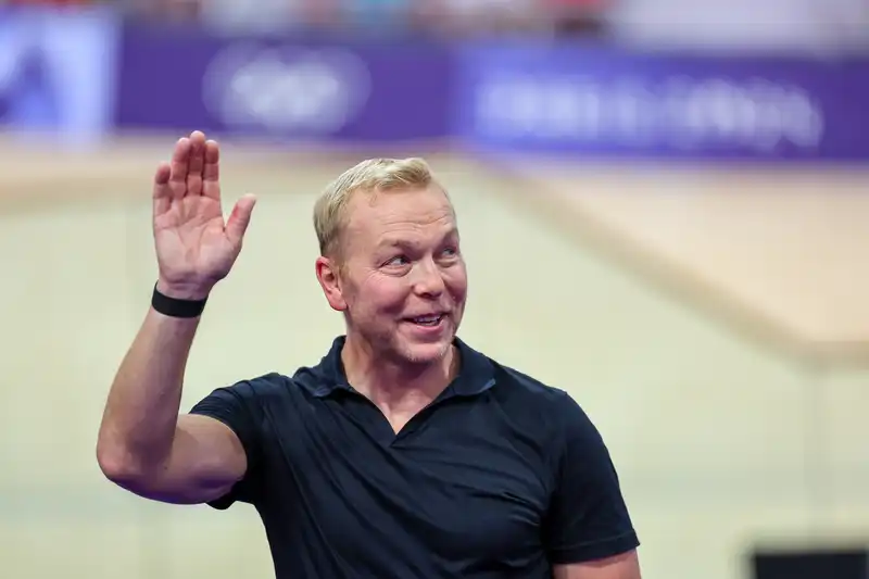 A “Human Hero” - Tributes pour in for Chris Hoy, diagnosed with terminal cancer