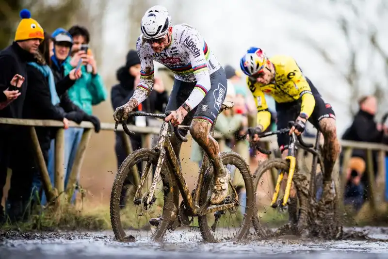 "I think they will return to the race at the end of the 12th month" – anticipate the cyclocross plans of van der Poel and Van Aalto