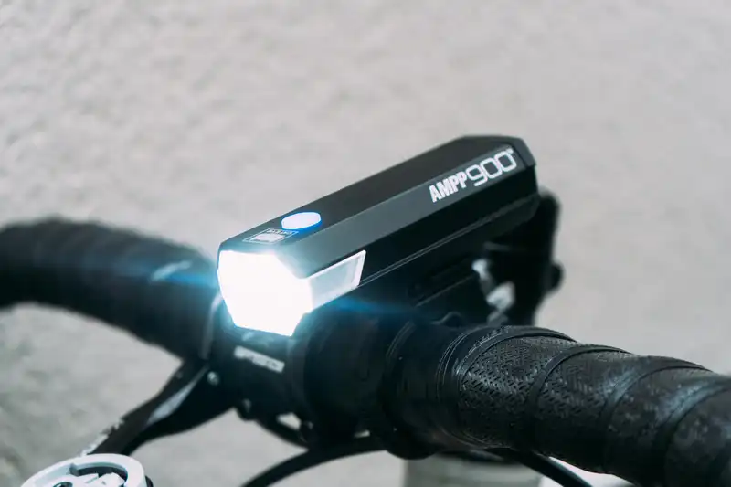 Listen to me: Forget the flashy "smart" features, these budget bike lights are probably all you need, and some are not sure what to do with this black fly.